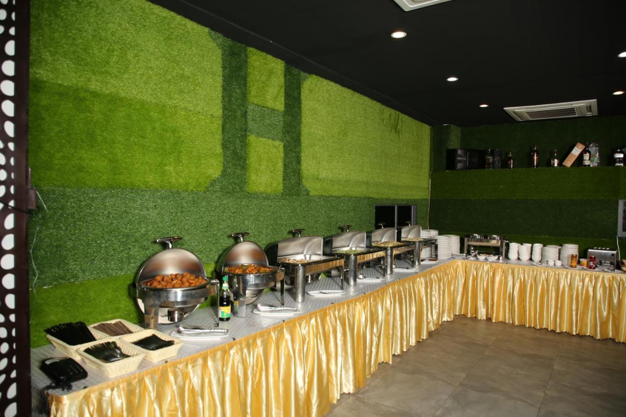 H Plus Hotel Yangon Luaran gambar
