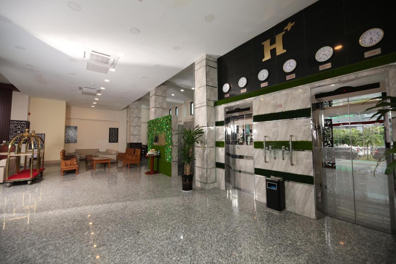 H Plus Hotel Yangon Luaran gambar